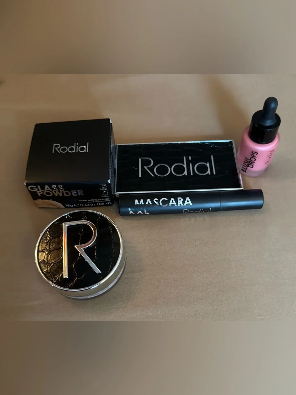 Rodial Pink & Neutral Blush and Eye Palette with Black Mascara